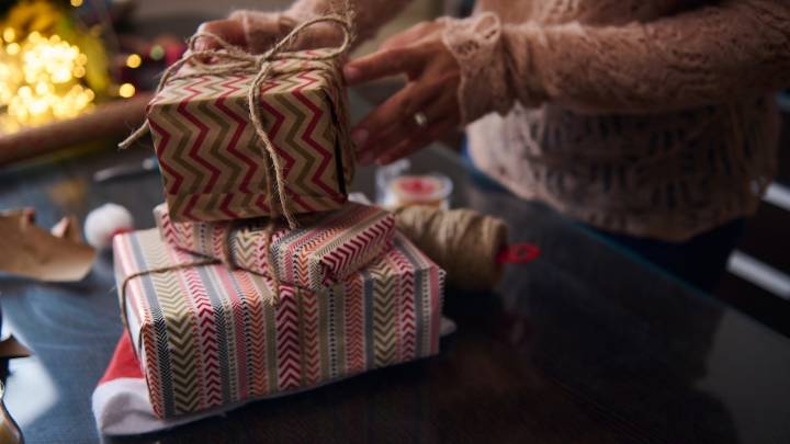 11 personalized gifts for the one-of