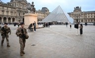 El Museo del Louvre estimó que las joyas robadas valen más de 100 millones de dólares