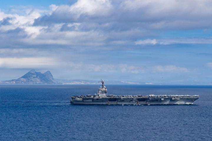 Portaaviones más poderoso de EE.UU. avanza hacia el Caribe y estaría cerca de Venezuela en una semana