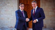Besteiro se reúne con Illa e insta a Rueda a sumarse al plan de vivienda del Gobierno