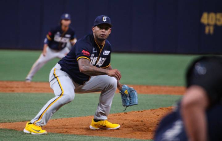 Notas de la LVBP: Néstor Molina a Nicaragua, llegan más figuras y cambios de uniforme [BREVES]