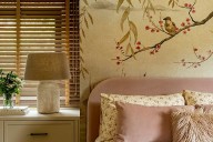 El papel pintado está de moda: del dormitorio al baño, así le dará el toque tendencia a tu casa este otoño