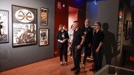 Zaragoza inaugura una exposición de Héroes del Silencio: de la recreación de su local de ensayo a fotos inéditas