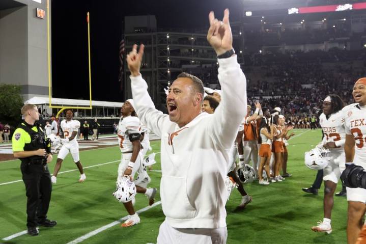 Texas’ Steve Sarkisian calls report on NFL interest ‘absolutely ridiculous’