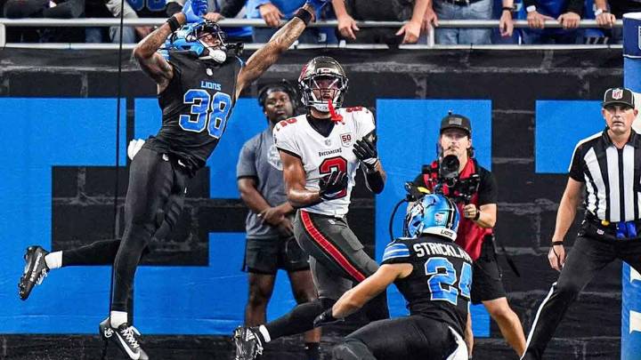 Baker Mayfield, Emeka Egbuka headline lengthy Week 8 injury report