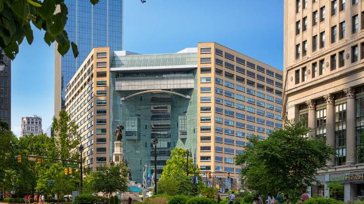 Another major Renaissance Center occupant plans to leave