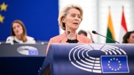 Ursula von der Leyen evita dos mociones de censura y celebra un amplio respaldo en el Parlamento Europeo