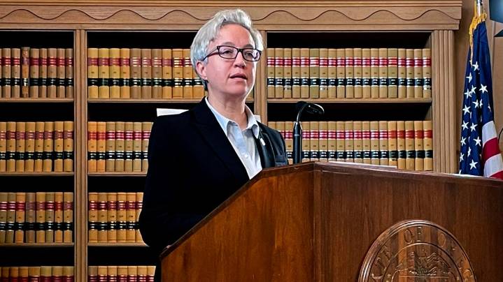 Gov. Kotek declares food emergency as government shutdown threatens SNAP benefits