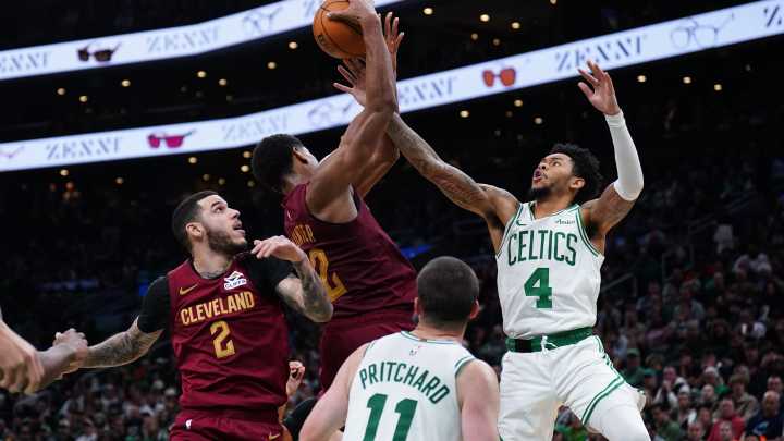 Cavs collapse after first quarter, get blown out by Celtics