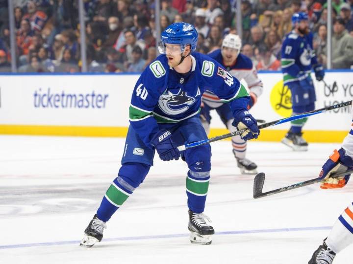 Canucks: Elias Pettersson maintains 'I've got to be better' after slow start