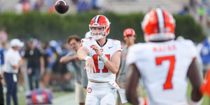 Vizzina to start at Clemson QB in place of Klubnik vs. SMU