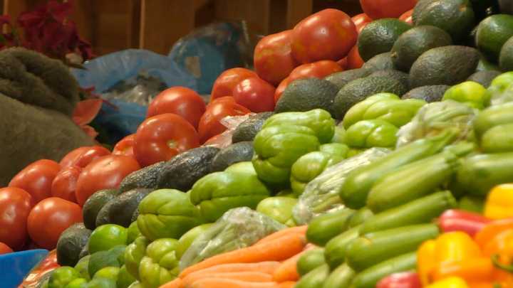 Inundaciones en Veracruz Encarecen Frutas y Verduras en Guadalajara; Estos son los Precios
