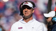 Mississippi reporter warns Rebels of Florida’s pitch to poach Lane Kiffin to the Gators
