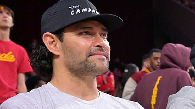 Truck driver sues ex-NFL QB Mark Sanchez and Fox after violent fight over parking space
