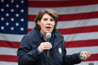 Amy McGrath announces run for U.S. Senate in Kentucky