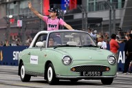 El piloto argentino larga 16° en Singapur y con la intención de demostrar