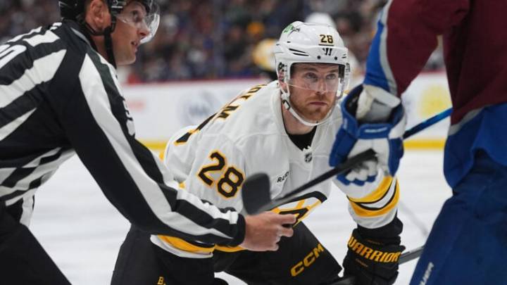Bruins’ Elias Lindholm will miss ‘a few weeks’, Khusnutdinov to 1C