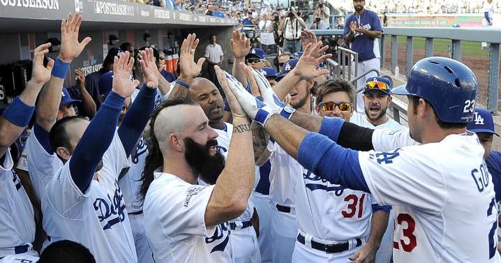 Los Dodgers apuestan por la vieja escuela y toman ventaja en la SCLN
