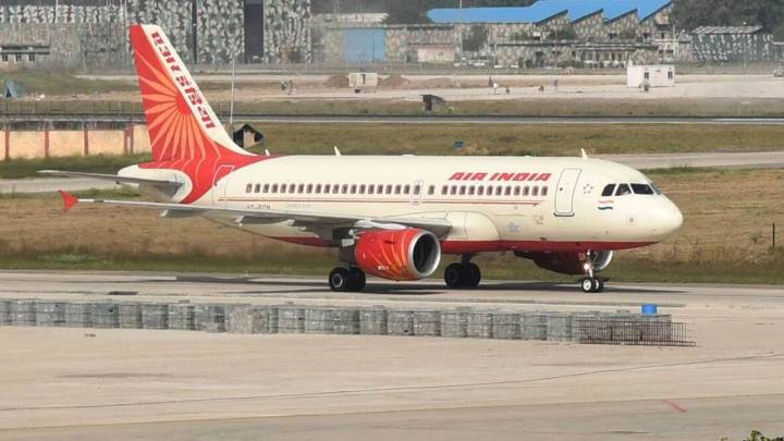 Air India’s Milan-Delhi flight cancelled on Friday after Dreamliner tech issue