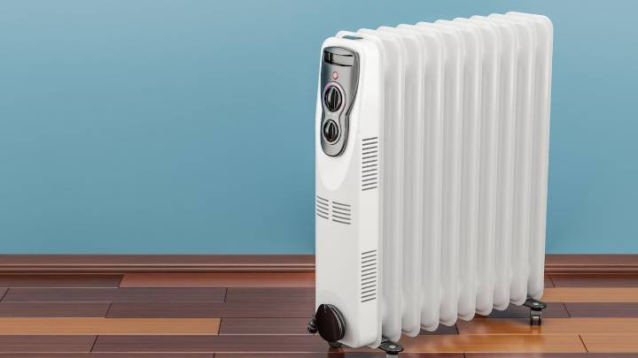 La forma correcta de limpiar el radiador antes de encender la calefacción para evitar un aumento en el consumo de energía