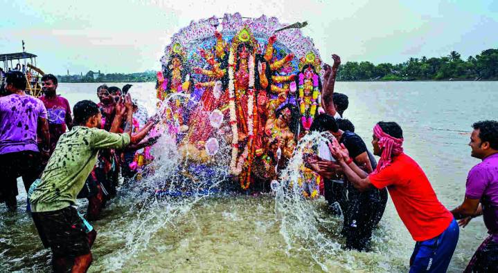 Woman crushed during idol immersion, 3 others drown across Bengal
