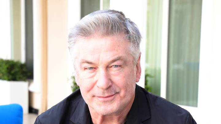 Alec Baldwin crashes car in New York