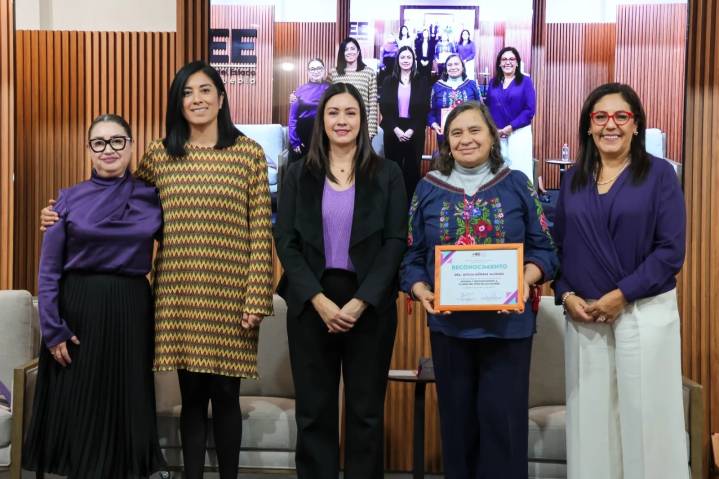 Historia y reconocimiento a 72 años del voto de las mujeres