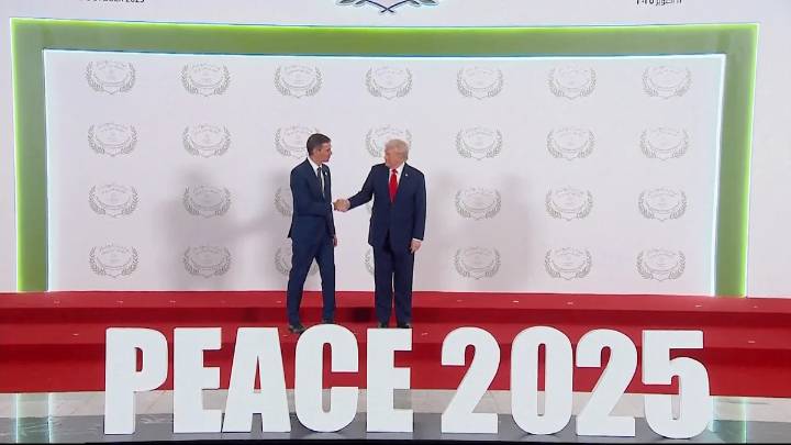 Sánchez y Trump intercambian un cordial saludo en plena tensión por el gasto en defensa de España