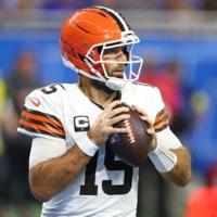 Bengals sign veteran quarterback Flacco after Burrow injury
