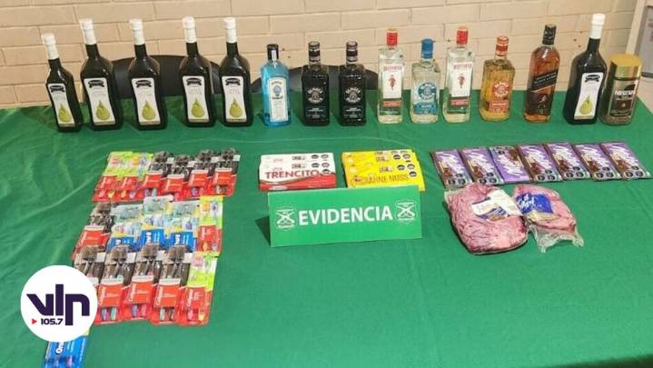 Detienen a banda con botín robado en supermercados de Licantén y Hualañé