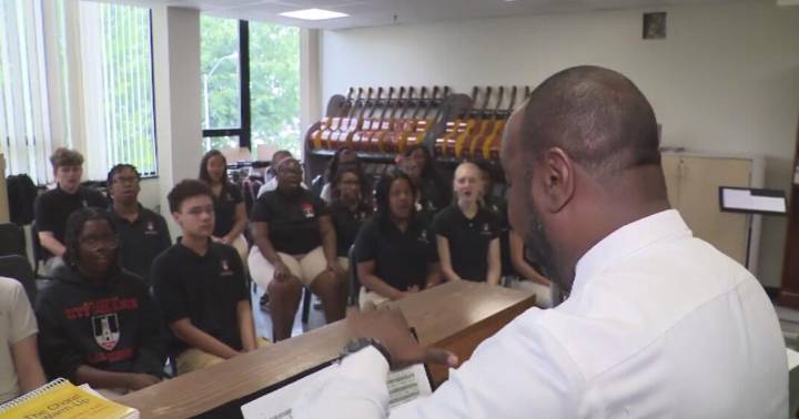 Performers prepare for United Way's Centennial Benefit Concert in Baltimore