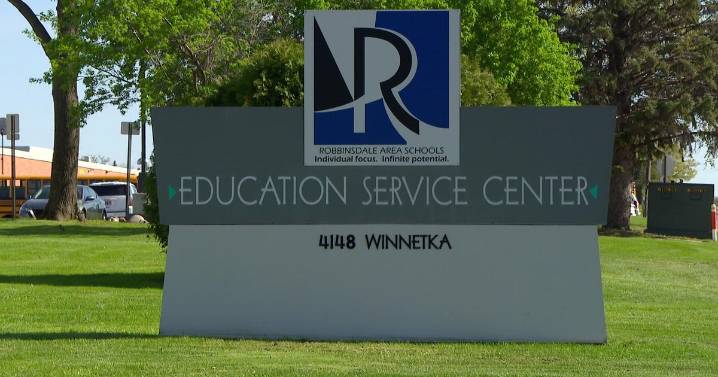 Former Robbinsdale schools employee pleads guilty to possession of child pornography