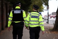 UK police dismantle phone-theft network accused of smuggling 40,000 phones to China