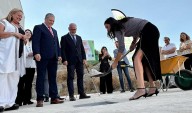 Primera piedra de la nueva residencia de mayores de Villadompardo