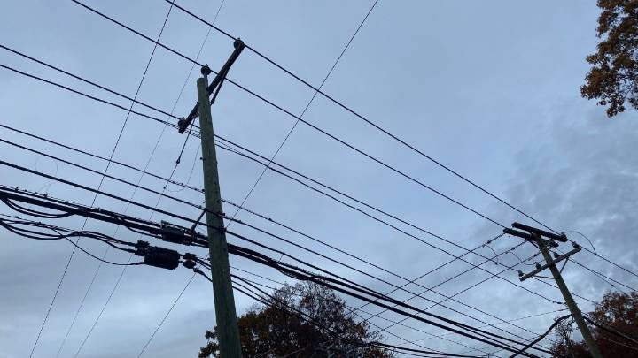 UConn researchers use AI in weather forecasting to predict power outages
