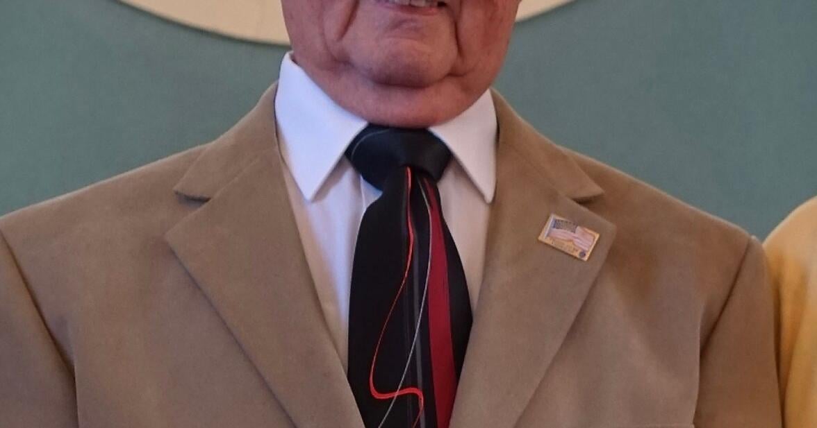 Earl James (Jim) Mallory