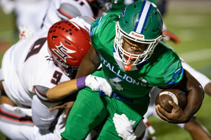 High school scoreboard: No. 1 Maury dominates in football shutout