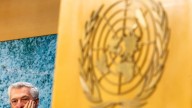 UN refugee agency chief suggests that US deportation practices violate the law