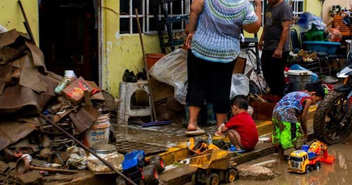 Lluvias en Veracruz, Puebla e Hidalgo dejan más de 40 muertos y desaparecidos y miles de viviendas afectadas