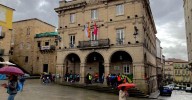 El Concello de Ourense analiza la conversión de un edificio en pensión