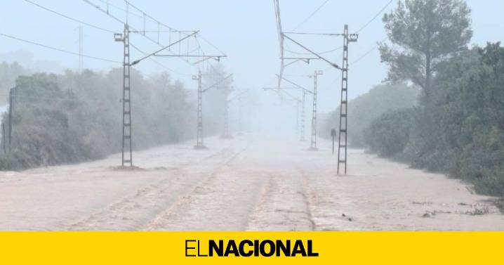 Emergencia por lluvia en el sur de Catalunya: graves inundaciones, clases suspendidas y vías cortadas
