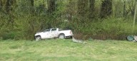 Accidente en Ruta 16: camioneta chocó contra un poste y dejó sin energía a parte de Lago Puelo