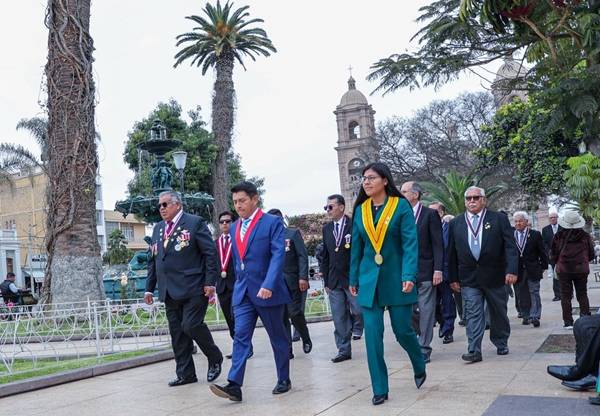 HONRAMOS EL LEGADO DEL GRAN ALMIRANTE GRAU
