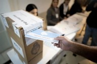 Cierran urnas en elecciones legislativas de Argentina