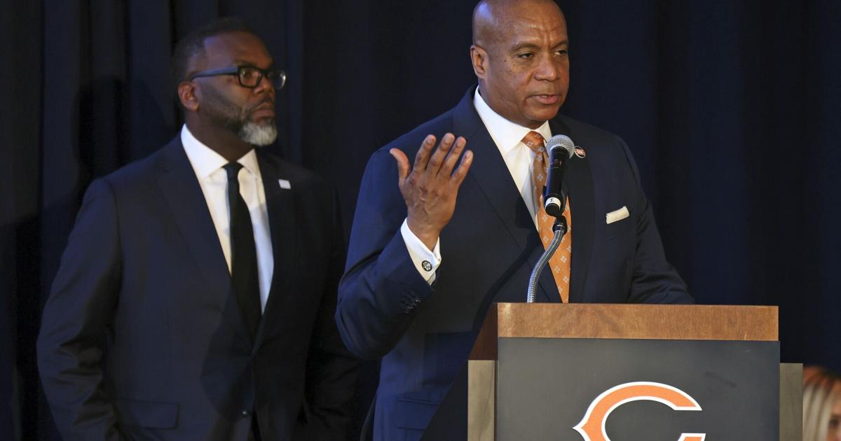 Bears seek $855 million in public funding for infrastructure to build suburban stadium