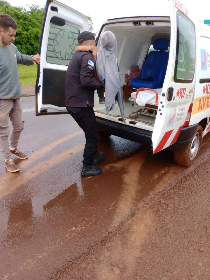 Asistieron a un niño de la aldea Iracá Mirí que se quemó con aceite caliente