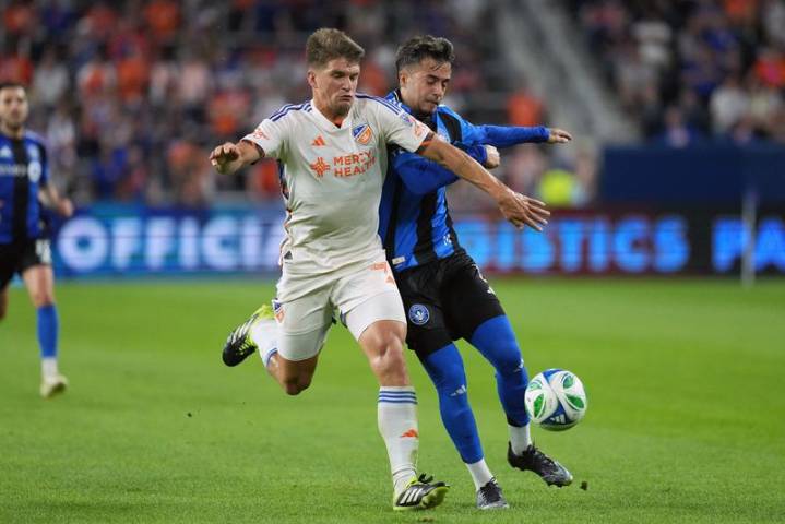 Cincinnati D Nick Hagglund wins Comeback Player of Year