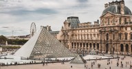 Ladrones del Louvre pierden una de las joyas de la emperatriz Eugenia al escapar del museo