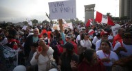 Marcha por la Paz: cientos se movilizaron en apoyo a la Policía Nacional en el Cercado de Lima