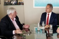Scioli se reunió con el intendente de Bariloche para planificar la temporada turística